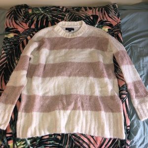 American Eagle Crewneck Sweater